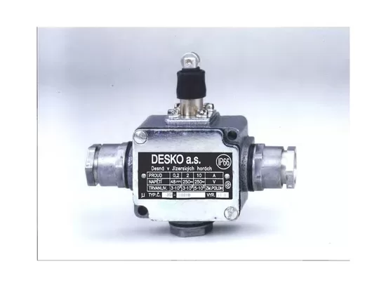Koncový spínač 3594-83580 - 4939-8228 Desko (ElektroPraga) Kladka
